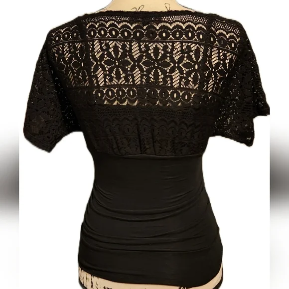 Heartsoul Lace Top - Picture 2 of 3